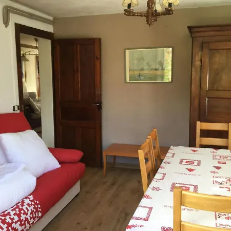 בקתה Chalet Les Campanules *